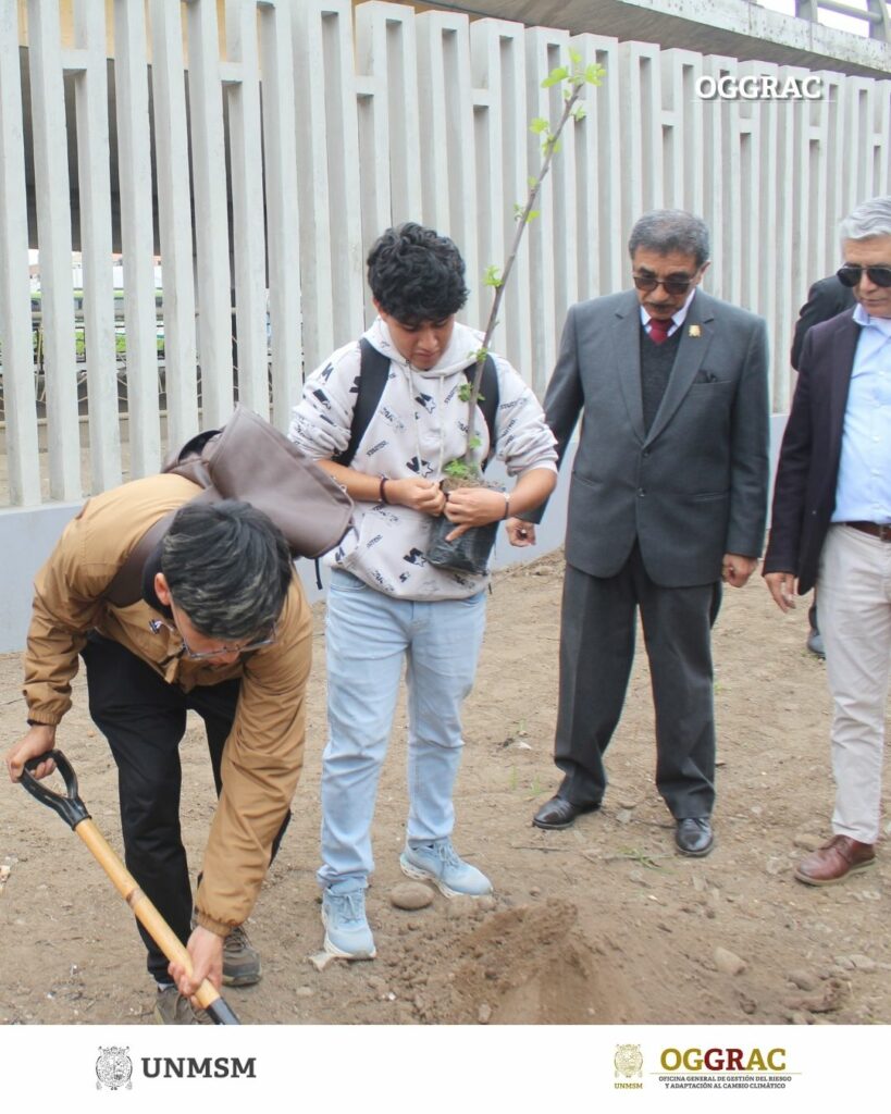 Campaña de arborización "San Marquino Un Árbol"